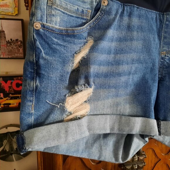 Great Expectations Distressed Maternity Denim Jean Shorts  - Size L - Picture 4 of 14